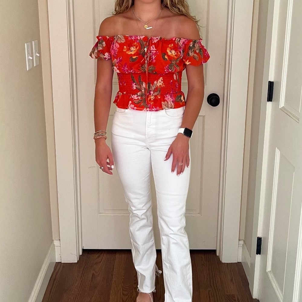 Bloomingdales, Wayf, Orange, Floral, Size XS, Off the shoulder, New, Never worn